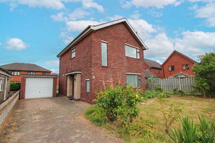 3 Bedroom Detached House For Sale In Allendale Road, Sprotbrough, Doncaster, DN5