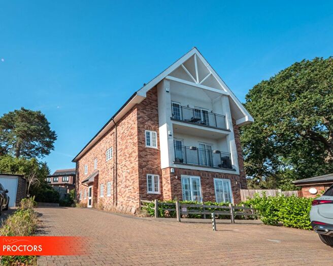 3 Bedroom Flat For Sale In Shirley Church Road, Shirley, Croydon, CR0