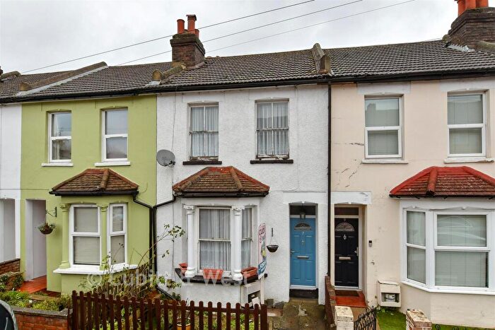 2 Bedroom Terraced House For Sale In Purley Road, South Croydon, Surrey, CR2