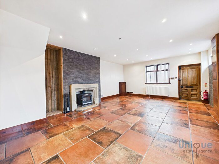 2 Bedroom Detached House To Rent In Church Road, Lytham St. Annes, Lancashire, FY8