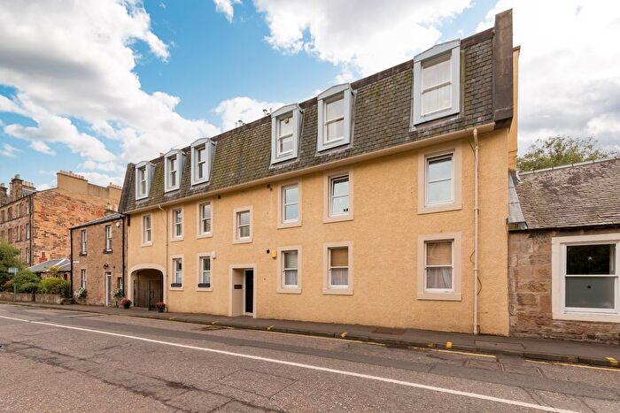 2 Bedroom Flat For Sale In / Canaan Lane, Morningside, Edinburgh, EH10