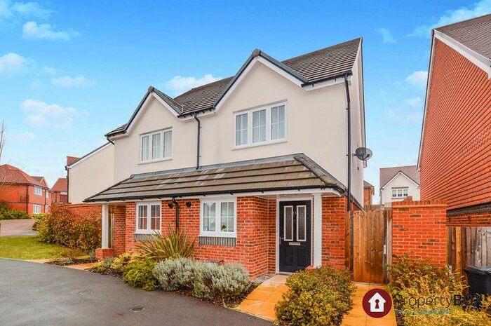 2 Bedroom Semi-Detached House To Rent In Glover Close, Salisbury, SP1