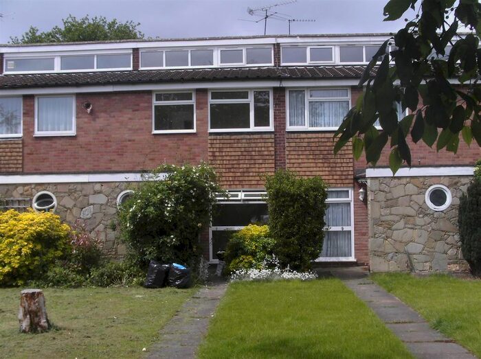 3 Bedroom Terraced House To Rent In Moreton Avenue, Isleworth, Middlesex, TW7