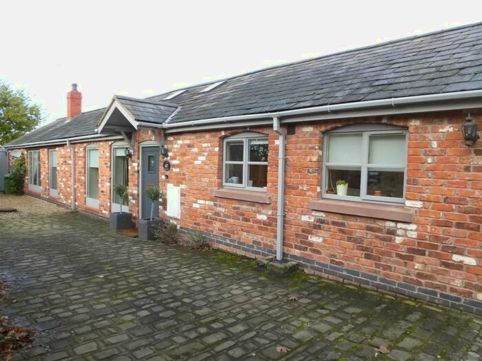 3 Bedroom Detached Bungalow To Rent In Chester Road, Sutton Weaver, Nr Frodsham, WA7