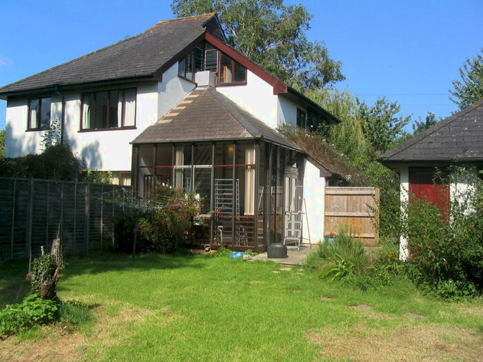 2 Bedroom Flat To Rent In Knowle Road, Budleigh Salterton, EX9