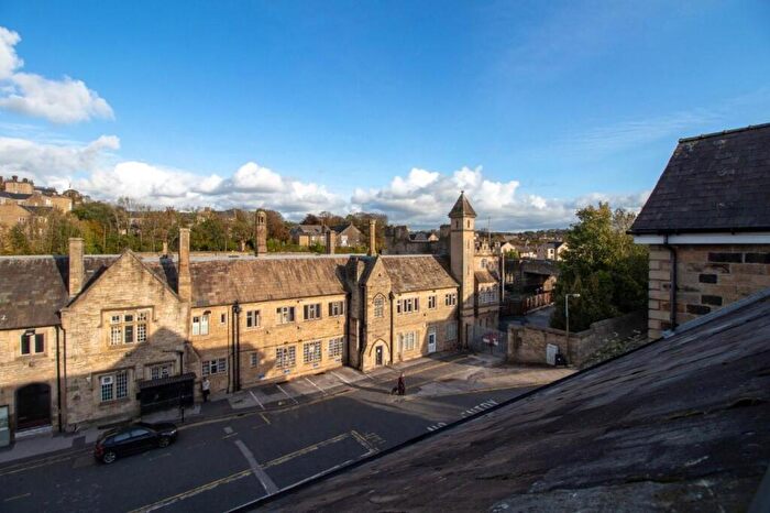 3 Bedroom Apartment To Rent In Bay View Court, Station Road, Lancaster, LA1