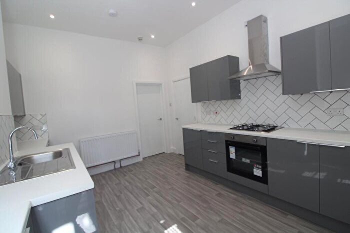 2 Bedroom Flat To Rent In Marlborough Road, Roath, Cardiff, CF23