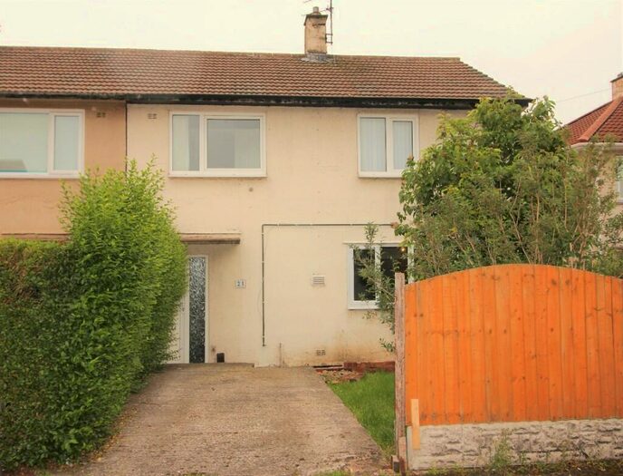 3 Bedroom Semi-Detached House To Rent In Ellershaw Lane, Doncaster, South Yorkshire, DN12