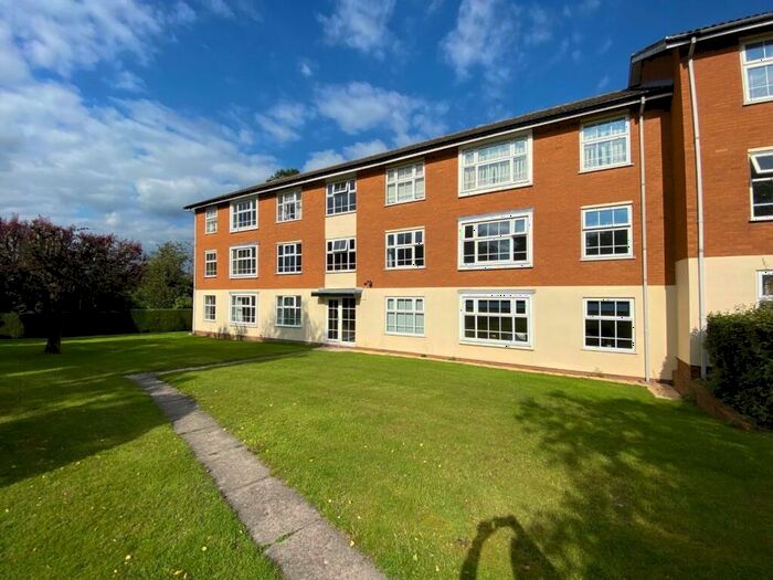 2 Bedroom Apartment To Rent In St. Lawrence Close, Knowle, Solihull, B93