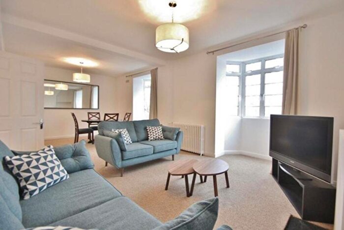 3 Bedroom Apartment To Rent In Harewood Avenue, Marylebone, London, NW1