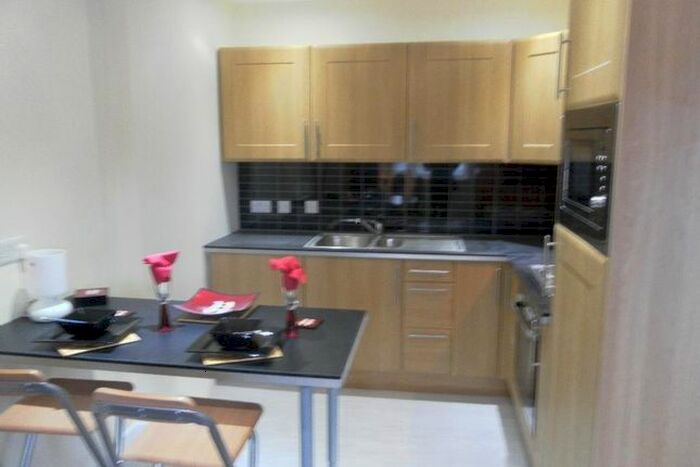 1 Bedroom Flat To Rent In Flat - Bristol Road, Selly Oak, Birmingham, B29
