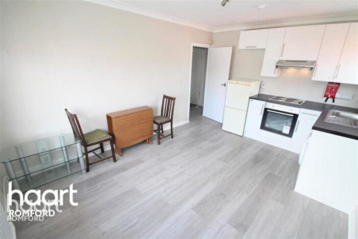3 Bedroom Apartment To Rent In Lexden Drive, Romford, RM6