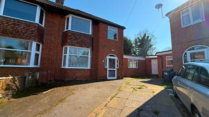 3 Bedroom House For Sale In The Morelands, Northfield, Birmingham, B31