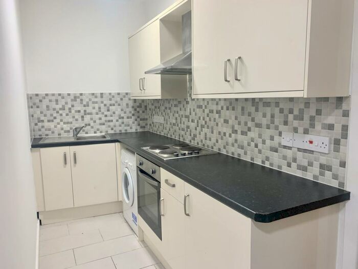 2 Bedroom Apartment To Rent In Hounds Gate House, NG1