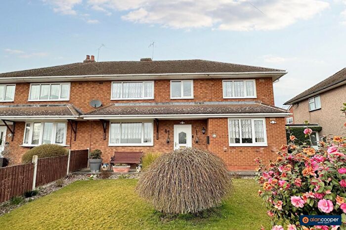 5 Bedroom Semi-Detached House For Sale In Oak Avenue, Old Arley, CV7