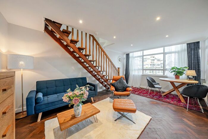 2 Bedroom Flat For Sale In Kersfield Road, London, SW15