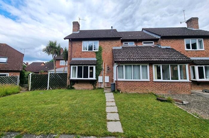 3 Bedroom Semi-Detached House To Rent In The Waters, Fareham, Hampshire, PO17