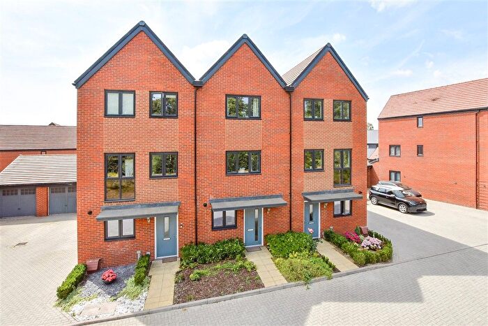 4 Bedroom Town House For Sale In Albertine Road, Langley, Maidstone, Kent, ME17