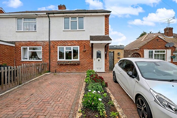 5 Bedroom Semi-Detached House For Sale In Savage Road, Lordswood, ME5