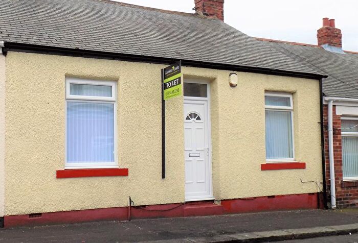 2 Bedroom Cottage To Rent In Warennes Street, Pallion, Sunderland, SR4