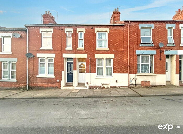 4 Bedroom Terraced House For Sale In Cambridge Street, Semilong, Northampton, NN2