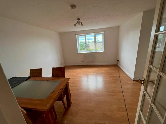 2 Bedroom Flat To Rent In Webley Court, Sten Close, Enfield, EN3