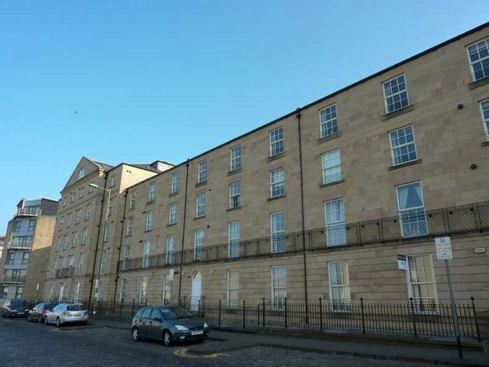 2 Bedroom Flat To Rent In East London Street New Town, Edinburgh, EH7