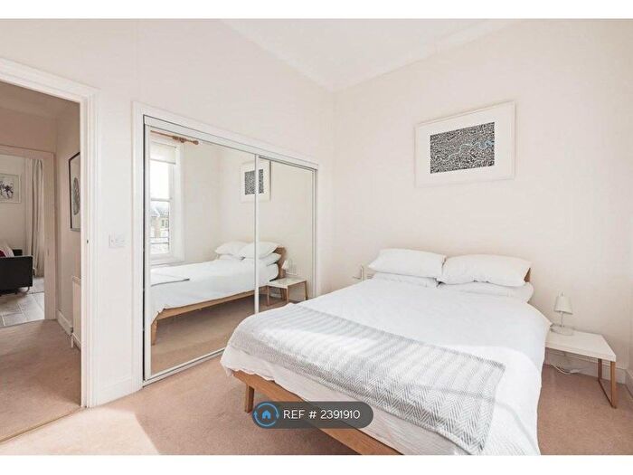 1 Bedroom Flat To Rent In Harcourt Terrace, London, SW10