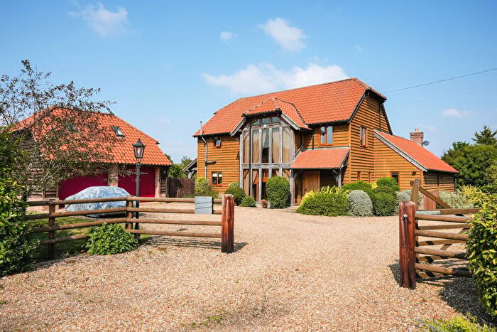 4 Bedroom Detached House For Sale In Fen Road, Pidley, Huntingdon, PE28