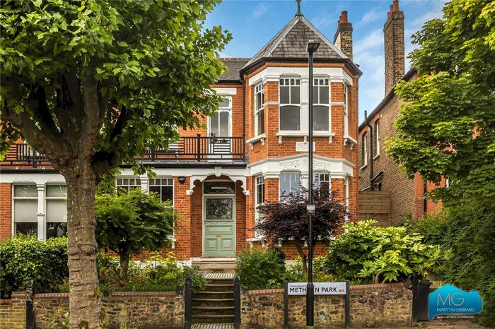 2 Bedroom Flat To Rent In Methuen Park, Muswell Hill, London, N10