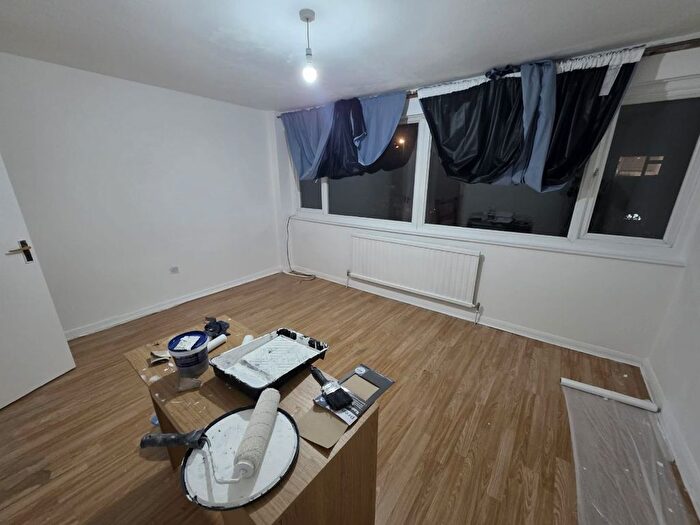 3 Bedroom Terraced House To Rent In Duppas Road, Croydon, CR0