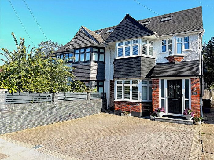 4 Bedroom Semi Detached House For Sale In Bridge Way, Twickenham, TW2