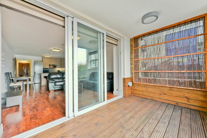 1 Bedroom Flat To Rent In North Road, Brentford TW8