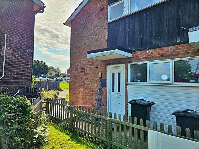 2 Bedroom Maisonette To Rent In Cloverfield, Harlow, CM18