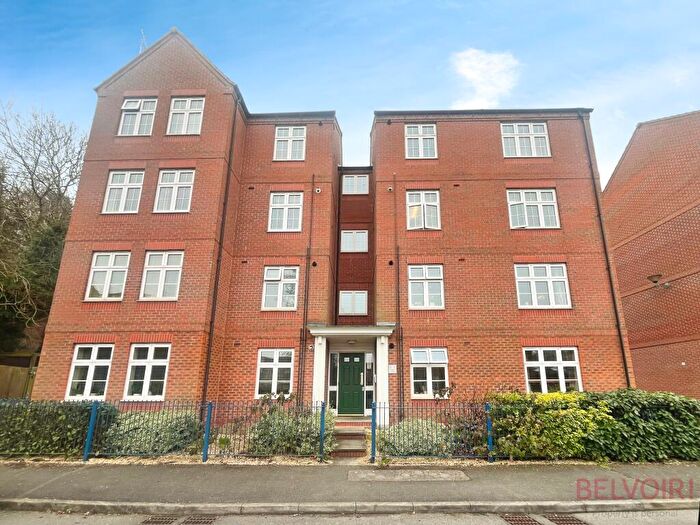 2 Bedroom Flat To Rent In Wenlock Drive, Ludlow Hill, West Bridgford, NG2