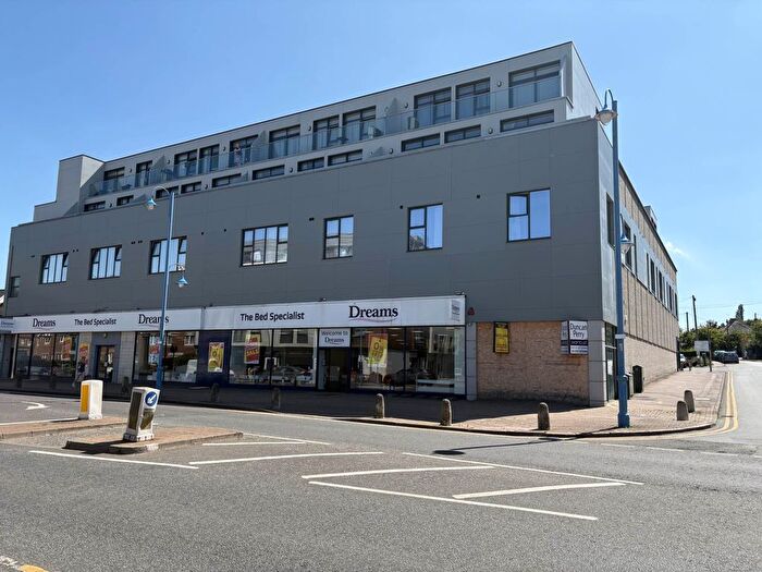 2 Bedroom Flat To Rent In The Picture House, Darkes Lane, EN6