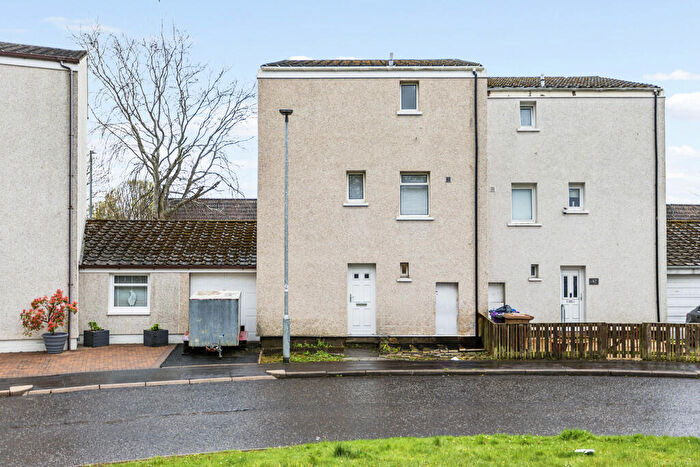 4 Bedroom Semi-Detached House For Sale In Lewis Crescent, Broomlands, KA11