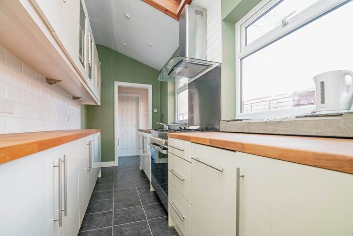 3 Bedroom Terraced House For Sale In Jakeman Road, Birmingham, West Midlands, B12