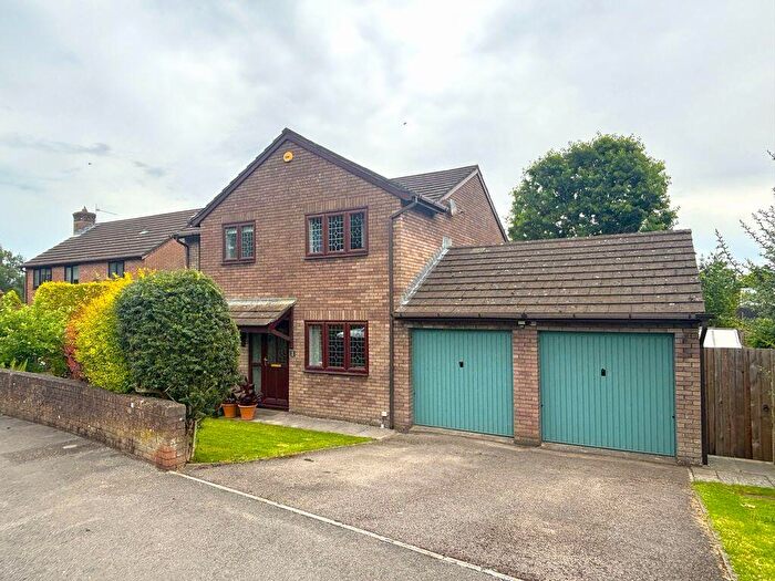 4 Bedroom Detached House For Sale In Chapel Mead, Penperlleni, NP4
