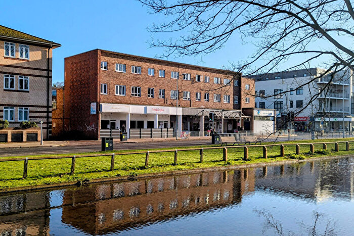 2 Bedroom Apartment For Sale In Waterhouse Street, Hemel Hempstead, HP1