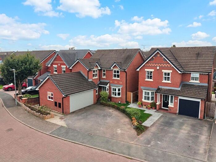 4 Bedroom Detached House For Sale In Glebe Close, Wybunbury, CW5