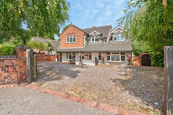 4 Bedroom Detached House For Sale In Watling Street, Brownhills, West Midlands, WS8