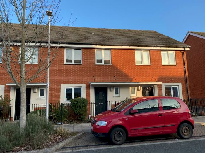 3 Bedroom Terraced House To Rent In Kennet Island, Reading, RG2