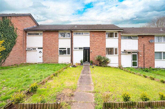 3 Bedroom Terraced House For Sale In Canberra Close, St. Albans, Hertfordshire, AL3