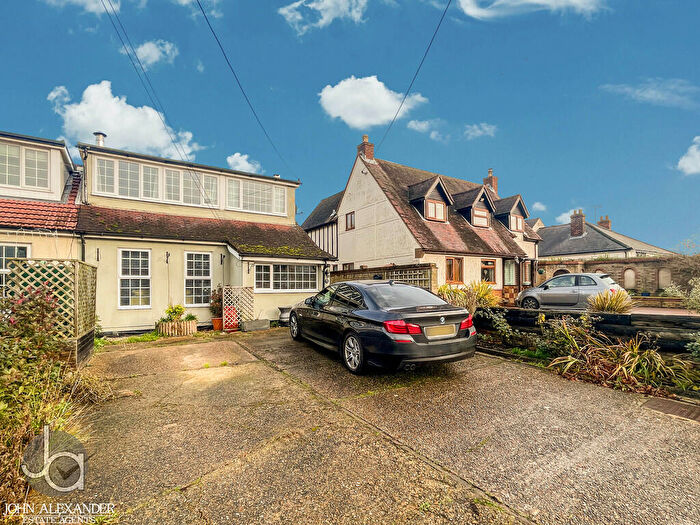 4 Bedroom Semi-Detached House For Sale In Brook Road, Tolleshunt Knights, Maldon, CM9