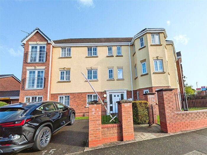 2 Bedroom Flat To Rent In Purcell Road, Wolverhampton, West Midlands, WV10