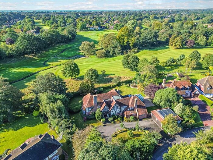 5 Bedroom Detached House For Sale In The Thatchway, Angmering, West Sussex, BN16