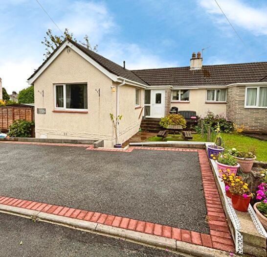 2 Bedroom Bungalow To Rent In North Park Villas, Saltash, PL12