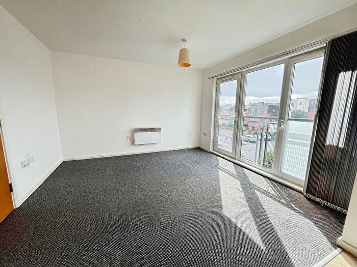 1 Bedroom Flat For Sale In Cavendish Road, West Didsbury, Manchester, M20