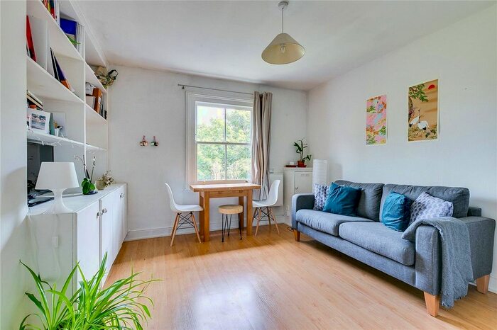 1 Bedroom Flat To Rent In Sinclair Road, London, W14